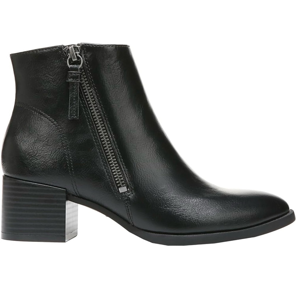 Lifestride Women's Dynasty Ankle Bootie Black NIB Size 7